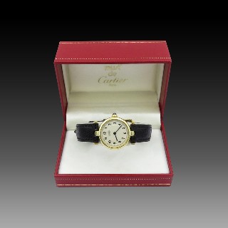 Montre Cartier Dame "Must Ronde" Vermeil Vers 1990. Quartz Montre Cartier Dame "Must Ronde" Vermeil Vers 1990. Quartz