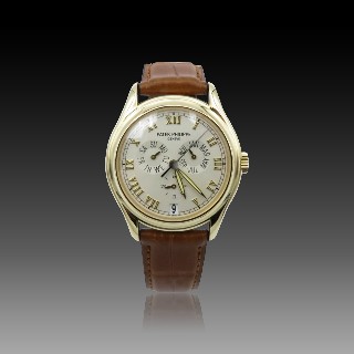 Montre Patek Philippe " Ref 5035" en Or jaune de 1997 .Automatique.