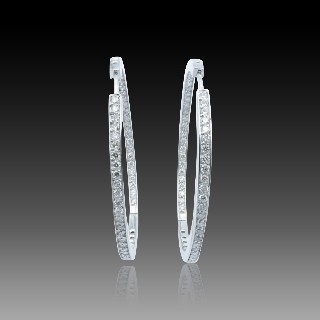 Boucles d'oreilles Créoles en Or gris 18k et 2,0 Cts Diamants brillants Boucles d'oreilles Créoles en Or gris 18k et 2,0 Cts Diamants brillants