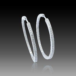 Boucles d'oreilles Créoles en Or gris 18k et 2,0 Cts Diamants brillants Boucles d'oreilles Créoles en Or gris 18k et 2,0 Cts Diamants brillants