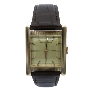 Montre Jaeger LeCoultre Vintage Rectangulaire  Or rose 18k mécanique Vers 1950.