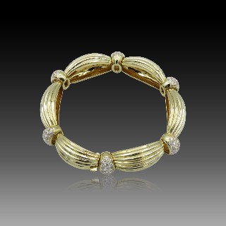 Bracelet O.J Perrin en Or 18k massif avec diamants brillants vers 1980.