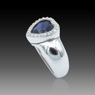 Bague Coeur Piaget Or Gris 18k Tanzanite et Diamants de 1977. Taille 54