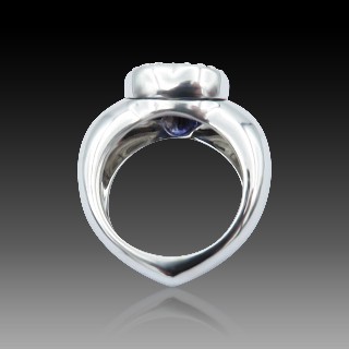 Bague Coeur Piaget Or Gris 18k Tanzanite et Diamants de 1977. Taille 54