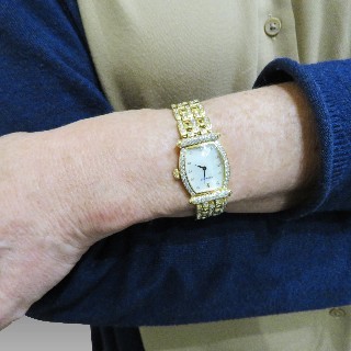 Montre Audemars Piguet Cargenie Dame Or jaune 18k Diamants Vers 1990