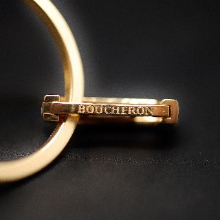 Collier sautoir Boucheron "Madone" en Or 18k  vers 2003