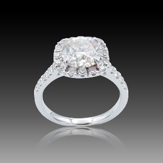 Solitaire Diamant taille Coussin de 2.16 Cts I-P1. Or gris 18k  .Taille 52.