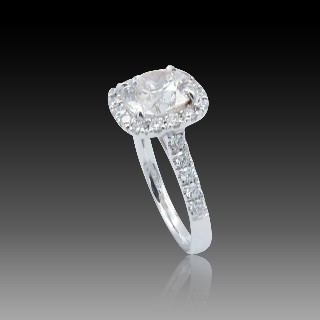 Solitaire Diamant taille Coussin de 2.16 Cts I-P1. Or gris 18k  .Taille 52.