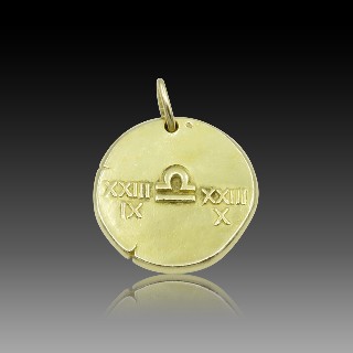 Médaille Van Cleef & Arpels Zodiaque "Balance" en Or jaune 18k massif vers 1970.