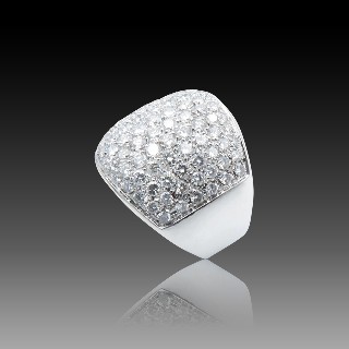 Bague Pavée en Or 18k avec 2,50 Cts de Diamants G-VS.  Taille 54-55