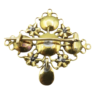 Broche en Or 18 Cts et Argent avec Diamants. Vers 1780