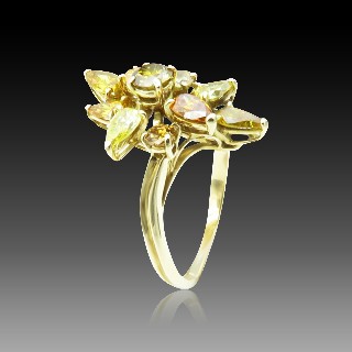  Bague vers 1970 en or jaune 18k avec 1,60 Cts de diamants brillants de couleur