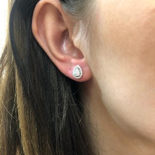 Puces d'oreilles Diamants brillants avec 0,36 Cts G-VS en Or gris 18k. Puces d'oreilles Diamants brillants avec 0,36 Cts G-VS en Or gris 18k.