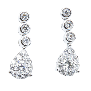 Boucles d'Oreilles Pendantes en or gris 18k avec 0,39 Cts de Diamants G-VS. Boucles d'Oreilles Pendantes en or gris 18k avec 0,39 Cts de Diamants G-VS.