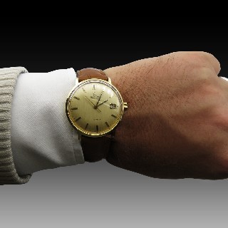 Montre Omega de ville vers 1965 en Or jaune 18k Automatique 34 mm.