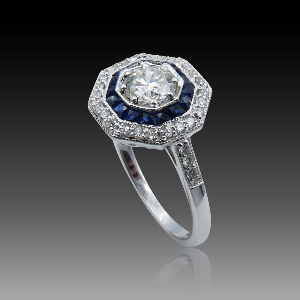 Bague En Or Gris 18K Avec Saphir Et Diamants - Bijou Occasion De Luxe - Pierre Principale Saphir Gris