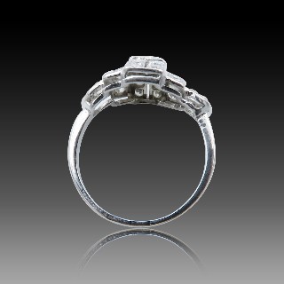 Bague Art Déco en platine avec 0.60 Cts de Diamants taille ancienne G-VS. taille 56-57