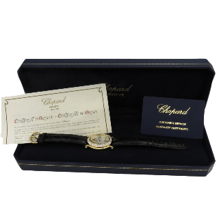 Montre Chopard Happy Sport Diamants Quartz Full set de 2012. Prix neuf : 27200€ Montre Chopard Happy Sport Diamants Quartz Full set de 2012. Prix neuf : 27200€
