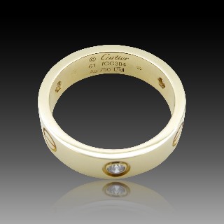 Bague Cartier Love Or jaune 18K et Diamants de 2019 .Taille 61. Bague Cartier Love Or jaune 18K et Diamants de 2019 .Taille 61.