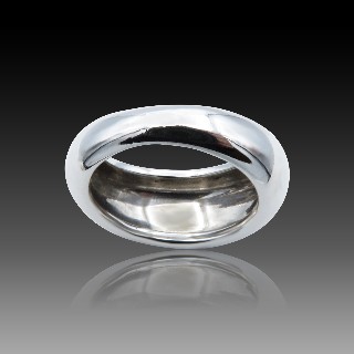 Bague Jonc Or gris 18K .Taille 50-51. Poids : 8,50 gr