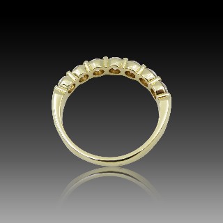 Demi Alliance or jaune 18k avec 1.26 Cts de Diamants Brillants . Taille 59/60. Demi Alliance or jaune 18k avec 1.26 Cts de Diamants Brillants . Taille 59/60.