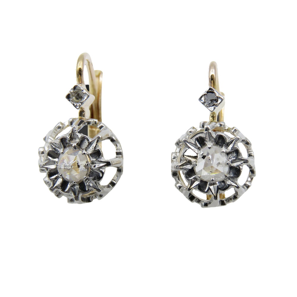 Boucles d'oreilles Dormeuses en or 18k et Platine vers 1930 avec roses de diamant Boucles d'oreilles Dormeuses en or 18k et Platine vers 1930 avec roses de diamant