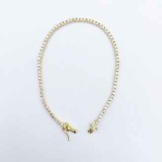 Bracelet ligne en or jaune 18k avec 1.38 Cts de Diamants brillants. G-VS