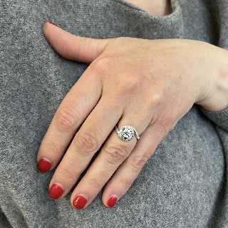 Bague Cartier en platine avec Diamant 0.71 Ct. D/VS2.(GIA) ,Prix neuf : 15700€