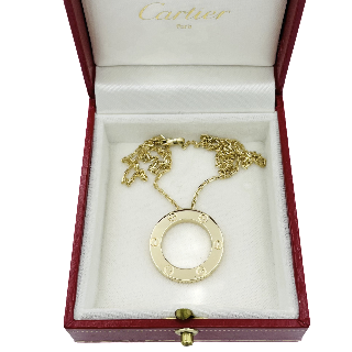 Collier Cartier Love en Or jaune 18k  vers 2015 . Prix neuf : 3200€.  42 cm.