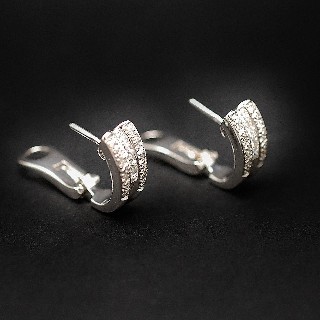 Boucles d'oreilles Diamants 0.80 Cts G-VS en Or Gris 18k 