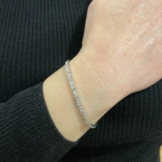 Bracelet ligne en or gris 18k avec 2,0 carat de diamants brillants H-VS