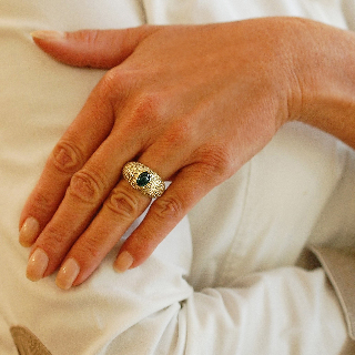 Bague Or Jaune 18K, Emeraude cabochon et Diamants brillants