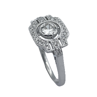 Bague style Art Déco en Or gris 18K avec 0,53 Cts de Diamants .Taille 52