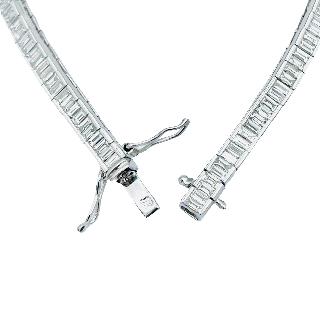Bracelet ligne en Or gris 18k avec 3,0 carat de Diamants Baguettes G-VS. 18 cm