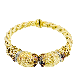 Bracelet "Animal Head" signé LALAOUNIS Or jaune 18k Rubis et Diamants