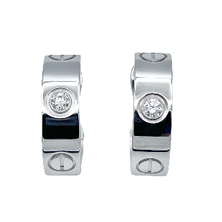 Boucles d'oreilles Cartier Love 2 Diamants en or gris 18k vers 2015. Boucles d'oreilles Cartier Love 2 Diamants en or gris 18k vers 2015.