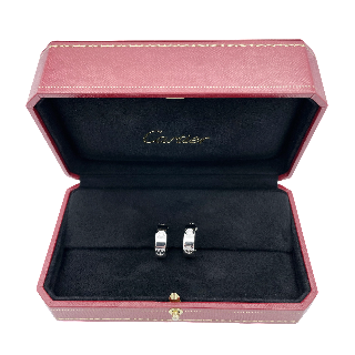 Boucles d'oreilles Cartier Love 2 Diamants en or gris 18k vers 2015. Boucles d'oreilles Cartier Love 2 Diamants en or gris 18k vers 2015.