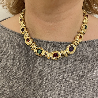 Collier en Or jaune 18k massif de 123,70 Grs composé de Pierres naturelles . Collier en Or jaune 18k massif de 123,70 Grs composé de Pierres naturelles .