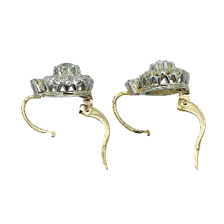 Boucles d'oreilles Dormeuses en or 18k et Platine vers 1930 avec Diamants Boucles d'oreilles Dormeuses en or 18k et Platine vers 1930 avec Diamants