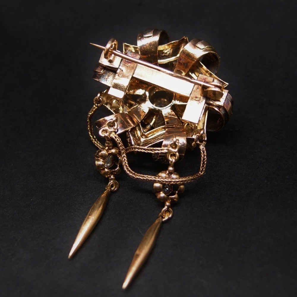 Broche Vintage Napoleon III En Or 18 Carats Avec Diamants Et Pampilles - Occasion Très Bon État