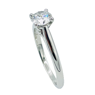 Solitaire Cartier 1895 Platine Diamant brillant de 0.60 Cts.G /VS2. (GIA)