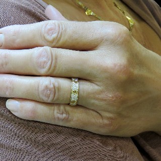 Bague Cartier Love Or jaune 18K et Pavé Diamants de 2019 Taille 53. Bague Cartier Love Or jaune 18K et Pavé Diamants de 2019 Taille 53.