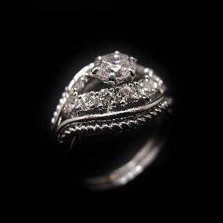 Bague Platine vers 1950, avec 1.20 Cts de Diamants.  