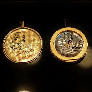 Montre Cartier homme "Vendome" Or Jaune 18k Vers 1983. Mécanique . Montre Cartier homme "Vendome" Or Jaune 18k Vers 1983. Mécanique .