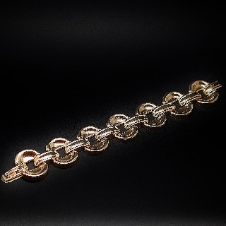 Bracelet Tank vers 1940 en or 18 carats. Poids : 57.80 Grs