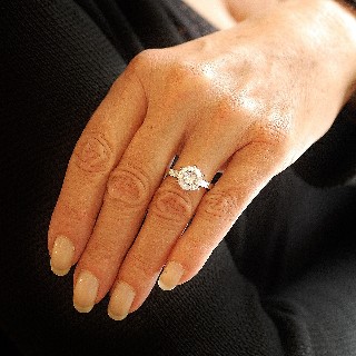 Solitaire en platine avec Diamant brillant 3.12 Cts E-SI1 + 0.39 Cts.