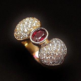 Bague Or Jaune 18K, Rubis et Diamants brillants