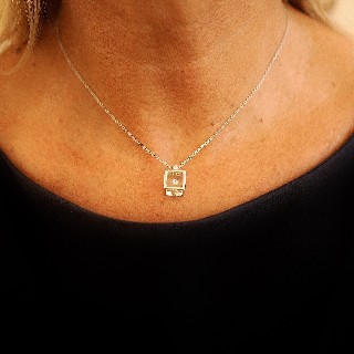 Collier Pendentif "Le Cube" Pascal Morabito et Victoria Casal en Or gris 18k et Diamant