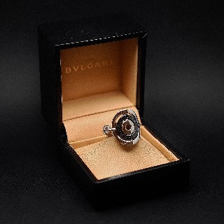 Bague Bulgari en Or Gris 18 Cts modèle "Astrale" Taille 58. vers 2000.