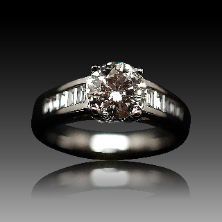Solitaire en or 18k avec Diamant brillant 1.15 Cts qualité M-VS2 . Solitaire en or 18k avec Diamant brillant 1.15 Cts qualité M-VS2 .